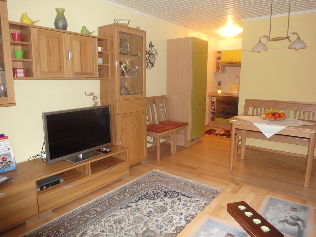 Ferienwohnung Majo Bad Birnbach Værelse billede